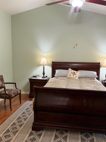 2125 Gutherie St, Modesto, CA 95358