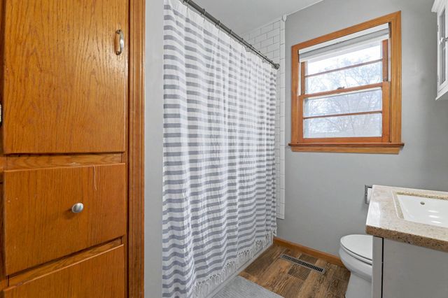 1000 N El Paso Dr, Derby, KS 67037