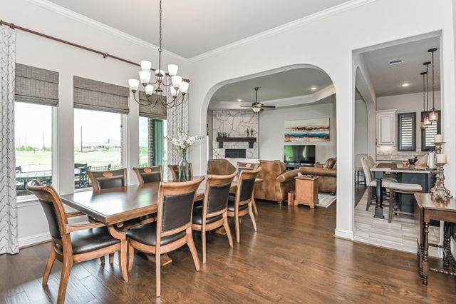 6110 Meadow Bluff Court, Richmond, TX 77407