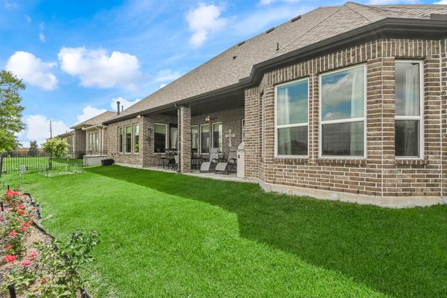 6110 Meadow Bluff Court, Richmond, TX 77407