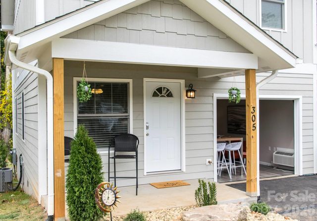 305 Jenna Clare Lane, Asheville, NC 28803