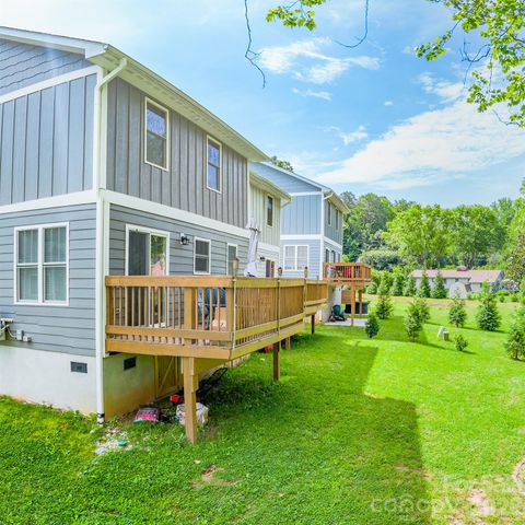 305 Jenna Clare Lane, Asheville, NC 28803