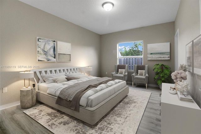 552 NE 5th Way, Florida City, FL 33034