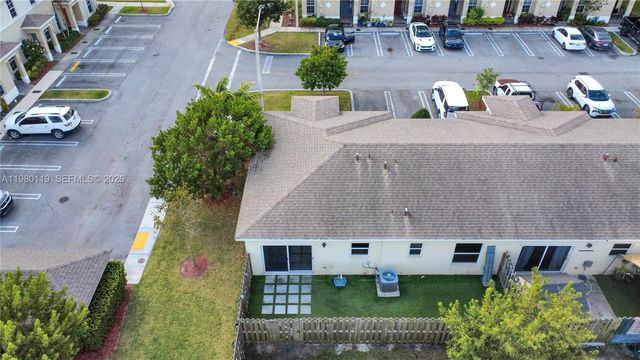 552 NE 5th Way, Florida City, FL 33034