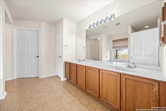 15802 Delaware, Selma, TX 78154