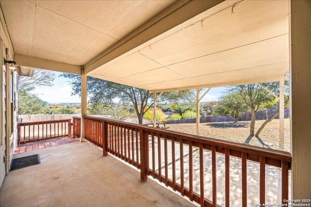 15802 Delaware, Selma, TX 78154