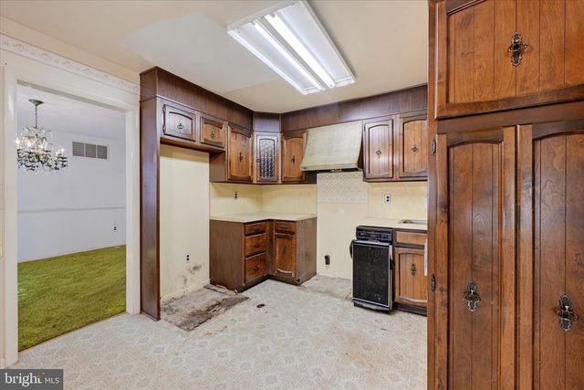 4302 MANORWOOD DR, Glen Arm, MD 21057