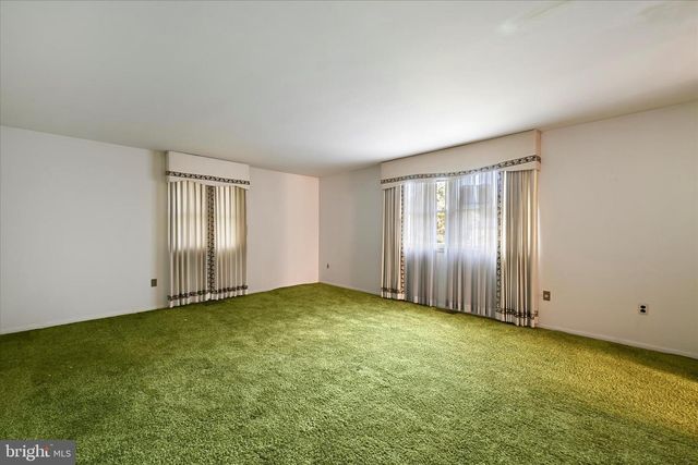 4302 MANORWOOD DR, Glen Arm, MD 21057