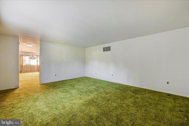 4302 MANORWOOD DR, Glen Arm, MD 21057