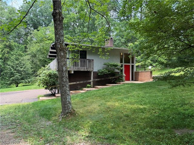 126 Stony Creek Drive, Millersburg, OH 44654