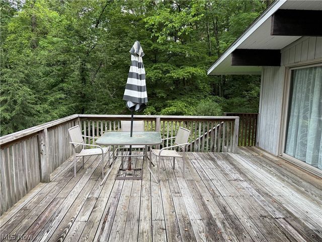 126 Stony Creek Drive, Millersburg, OH 44654