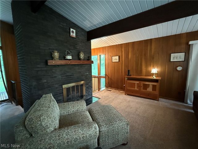 126 Stony Creek Drive, Millersburg, OH 44654