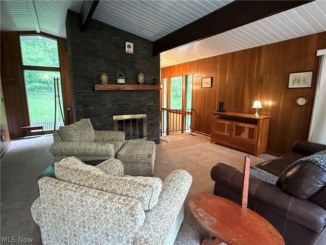 126 Stony Creek Drive, Millersburg, OH 44654