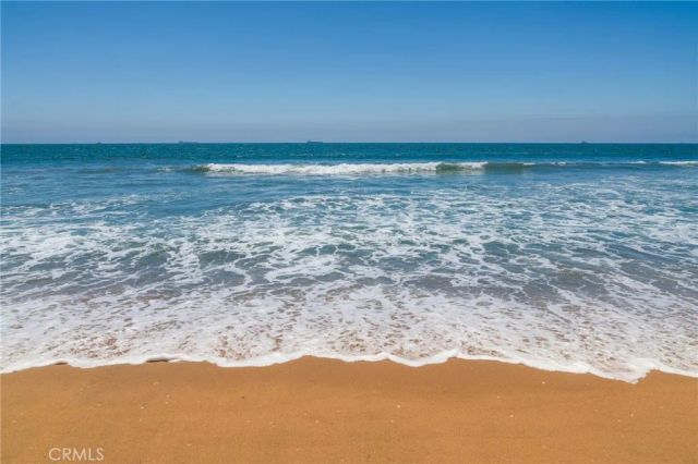 21851 Newland 214, Huntington Beach, CA 92646