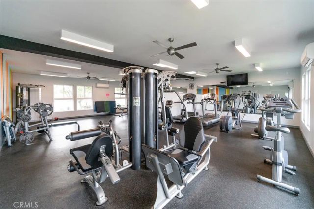 21851 Newland 214, Huntington Beach, CA 92646