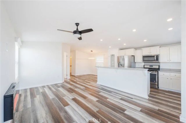 21851 Newland 214, Huntington Beach, CA 92646