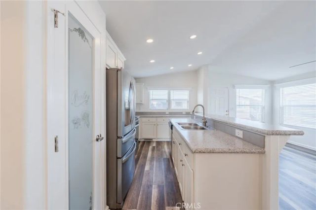 21851 Newland 214, Huntington Beach, CA 92646