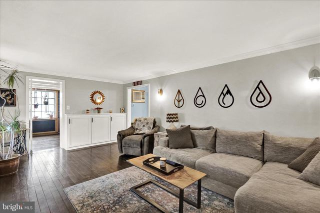 102 HIGH ST, Reading, PA 19606