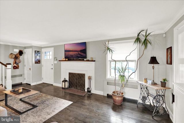 102 HIGH ST, Reading, PA 19606