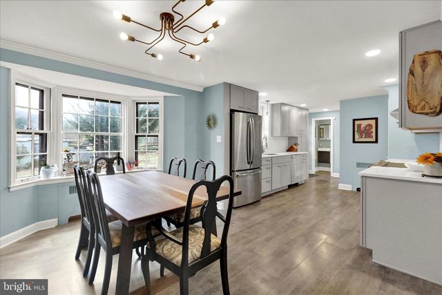 102 HIGH ST, Reading, PA 19606