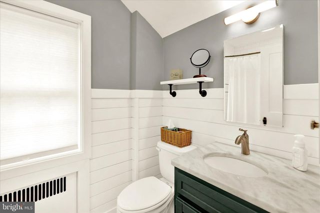 102 HIGH ST, Reading, PA 19606