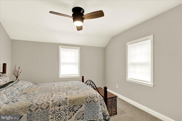 102 HIGH ST, Reading, PA 19606