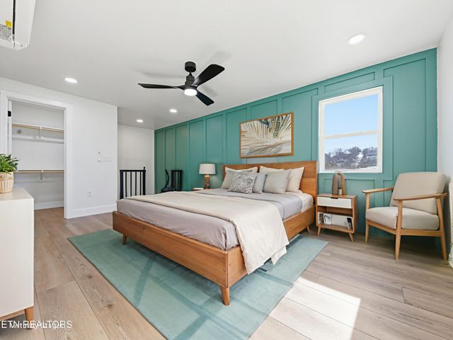 722 Virginia Ave, Harriman, TN 37748