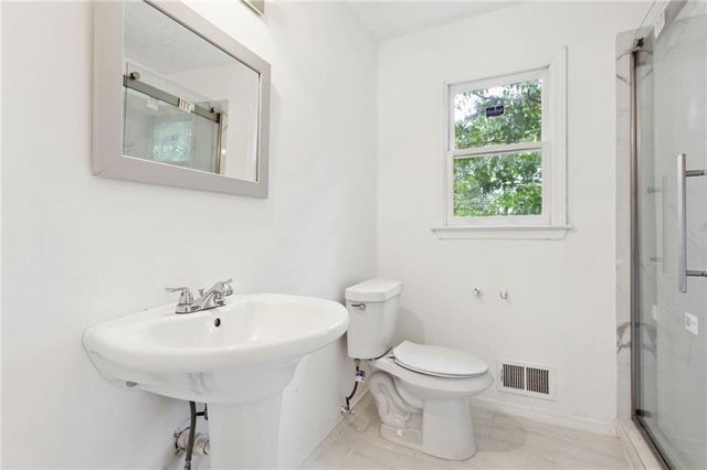 383 Oakridge Drive, Cartersville, GA 30121