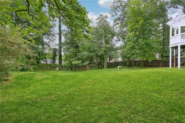 383 Oakridge Drive, Cartersville, GA 30121