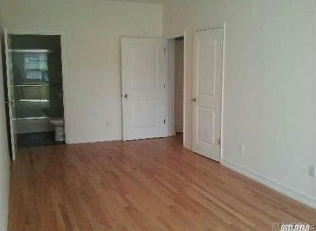 3216 137th Street 3B, Flushing, NY 11354