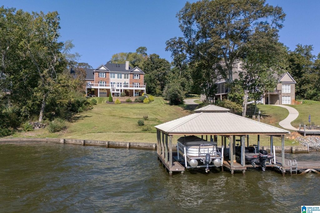 620 RIVER OAKS DRIVE, Cropwell, AL 35054