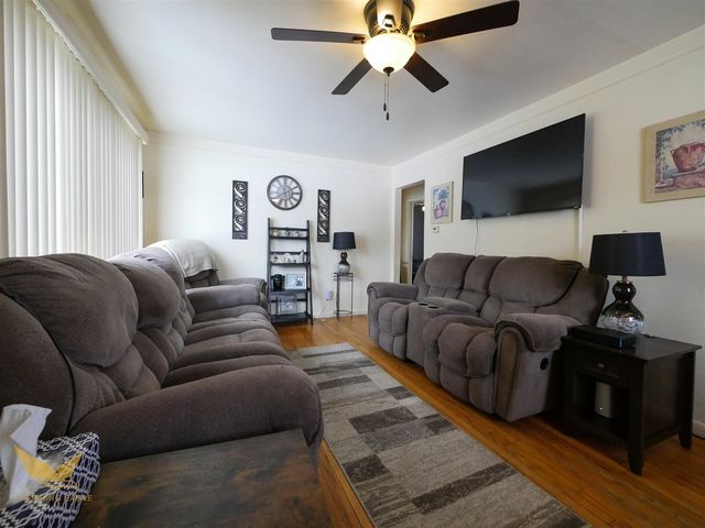 5410 Vincent Avenue, Waterford, MI 48327