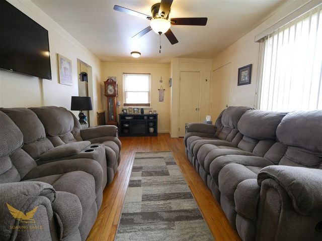 5410 Vincent Avenue, Waterford, MI 48327