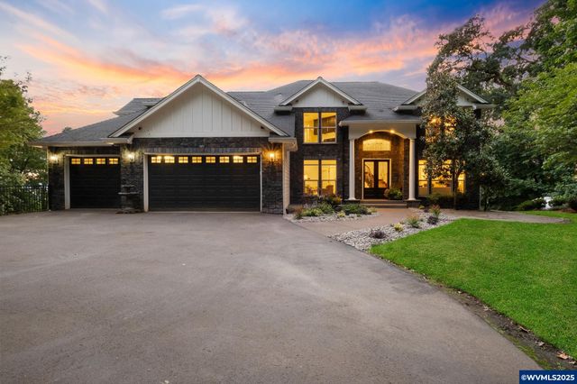 846 55th Av NW, Salem, OR 97304
