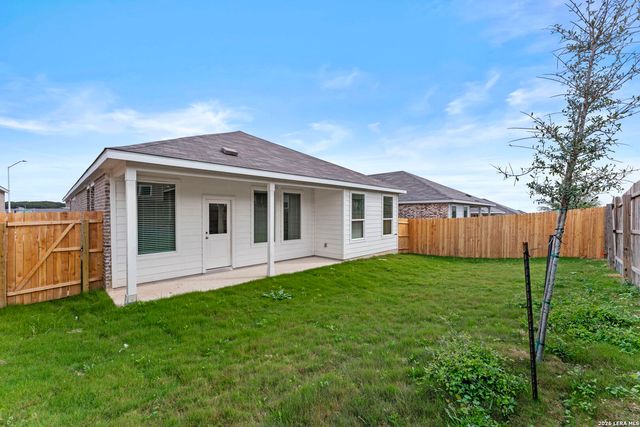 2319 Fort Davis Pass, Marion, TX 78124