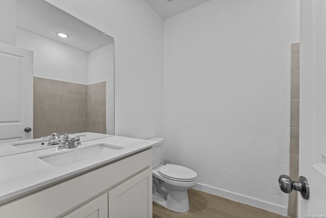 2319 Fort Davis Pass, Marion, TX 78124