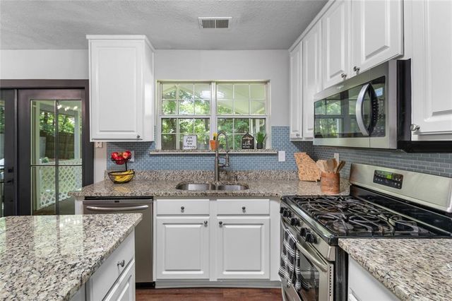 1307 Telhurst Court, Kennesaw, GA 30144