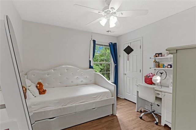 1307 Telhurst Court, Kennesaw, GA 30144