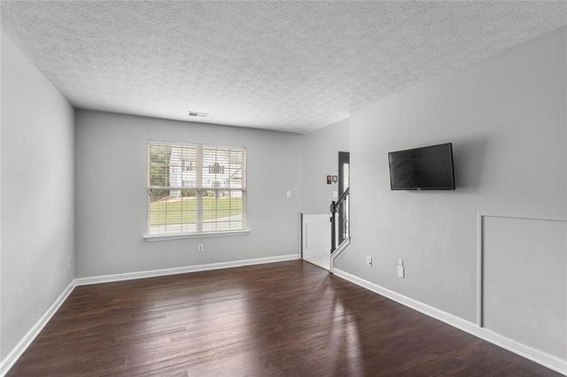 1307 Telhurst Court, Kennesaw, GA 30144