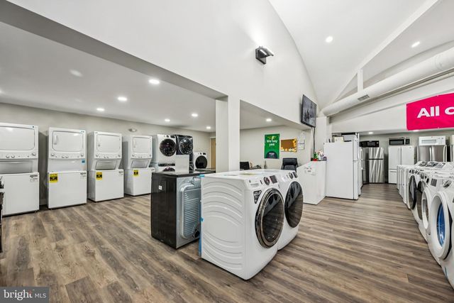 314-316 E EVESHAM RD, Glendora, NJ 08029