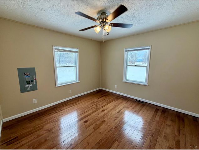 137 Higginbotham Creek Road, Amherst, VA 24521