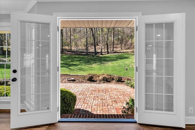 369 Sweetens Cove Road, South Pittsburg, TN 37380