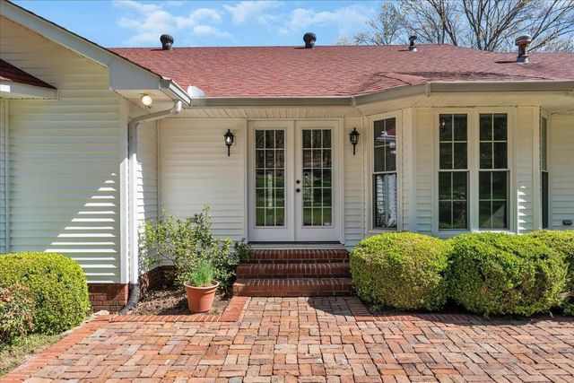 369 Sweetens Cove Road, South Pittsburg, TN 37380