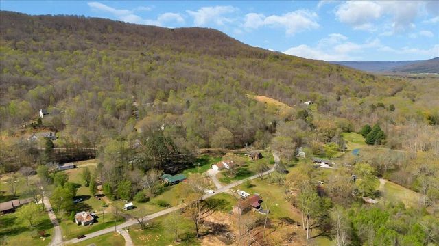 369 Sweetens Cove Road, South Pittsburg, TN 37380