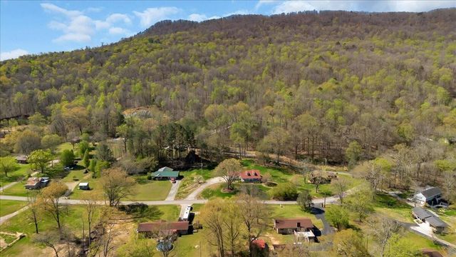 369 Sweetens Cove Road, South Pittsburg, TN 37380