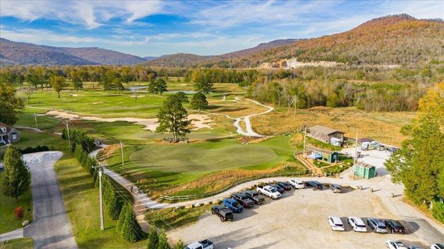 369 Sweetens Cove Road, South Pittsburg, TN 37380