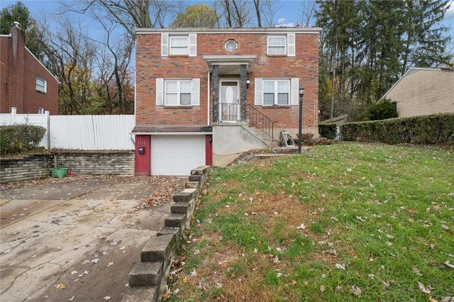6792 Tunnelview Dr, Penn Hills, PA 15235