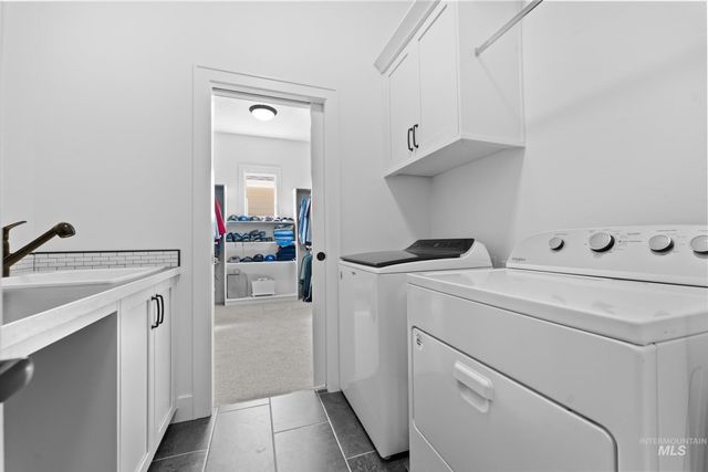 6859 N Maplestone Ave, Meridian, ID 83646