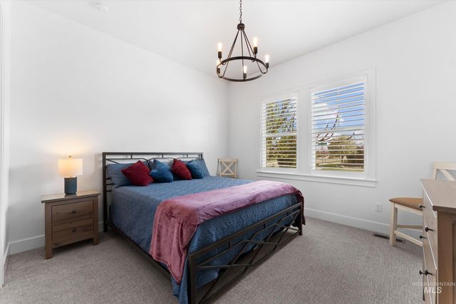 6859 N Maplestone Ave, Meridian, ID 83646