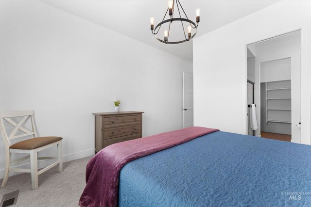 6859 N Maplestone Ave, Meridian, ID 83646